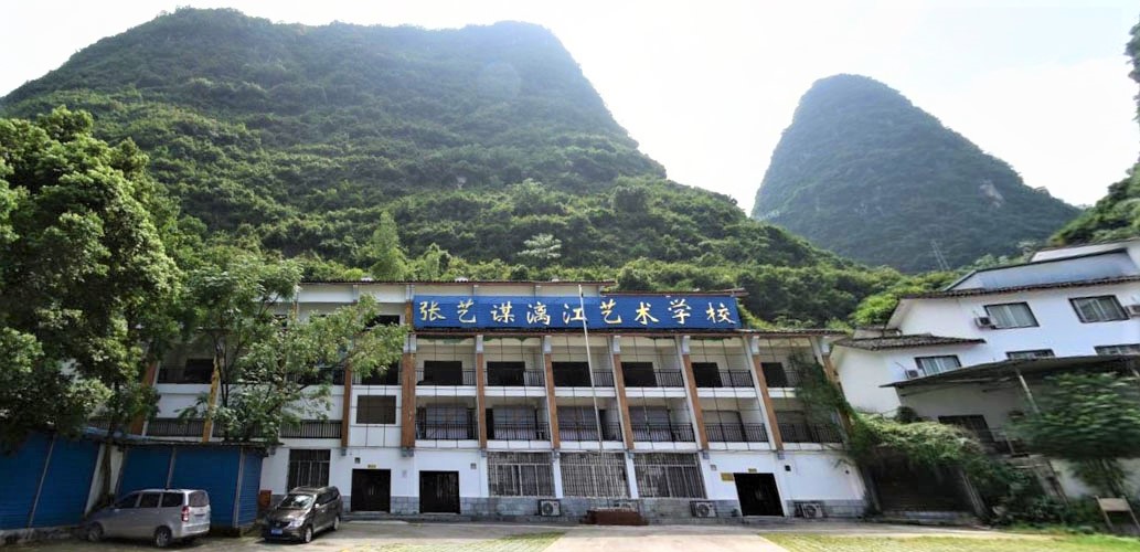 深圳起升学校智慧图书馆